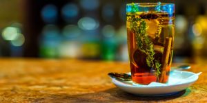 le migliori tisane depurative per anziani