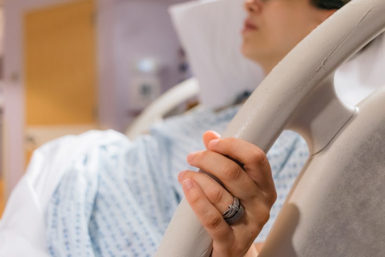 sponde letto per anziani e disabili